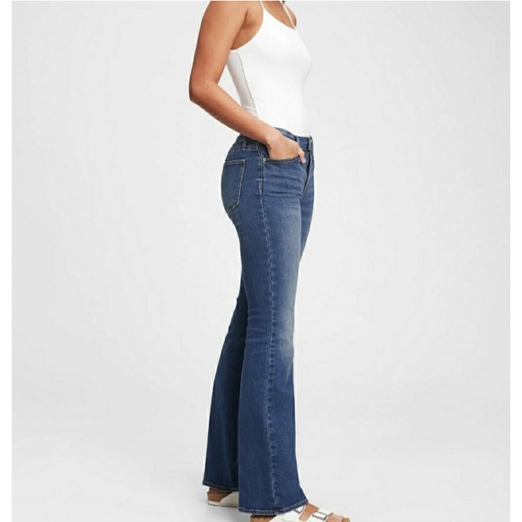 Gap 1969 Curvy Bootcut Leg Jeans - Picture 2 of 8